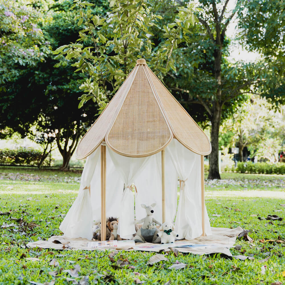 Leon Circus Play Tent | Rattan | MOMIJI 