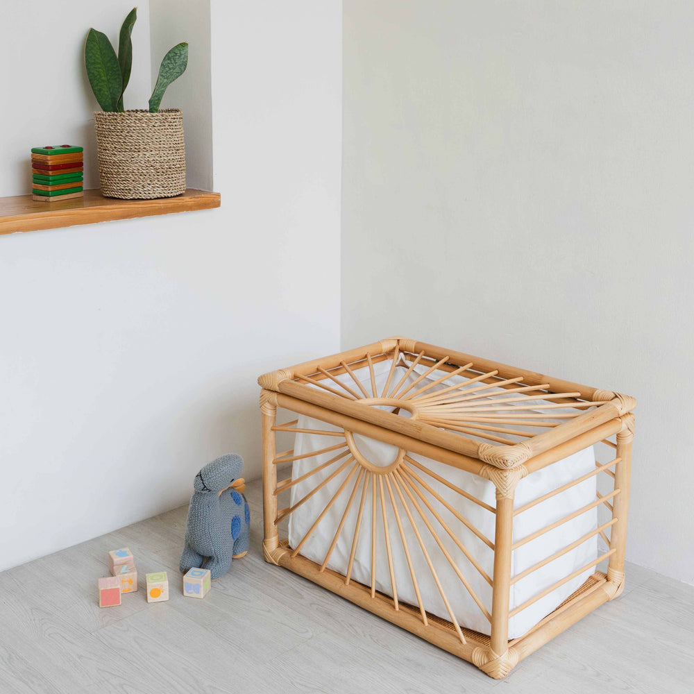 Quentin Storage Rattan Trunk | Handwoven Chest with Lid  | Momiji