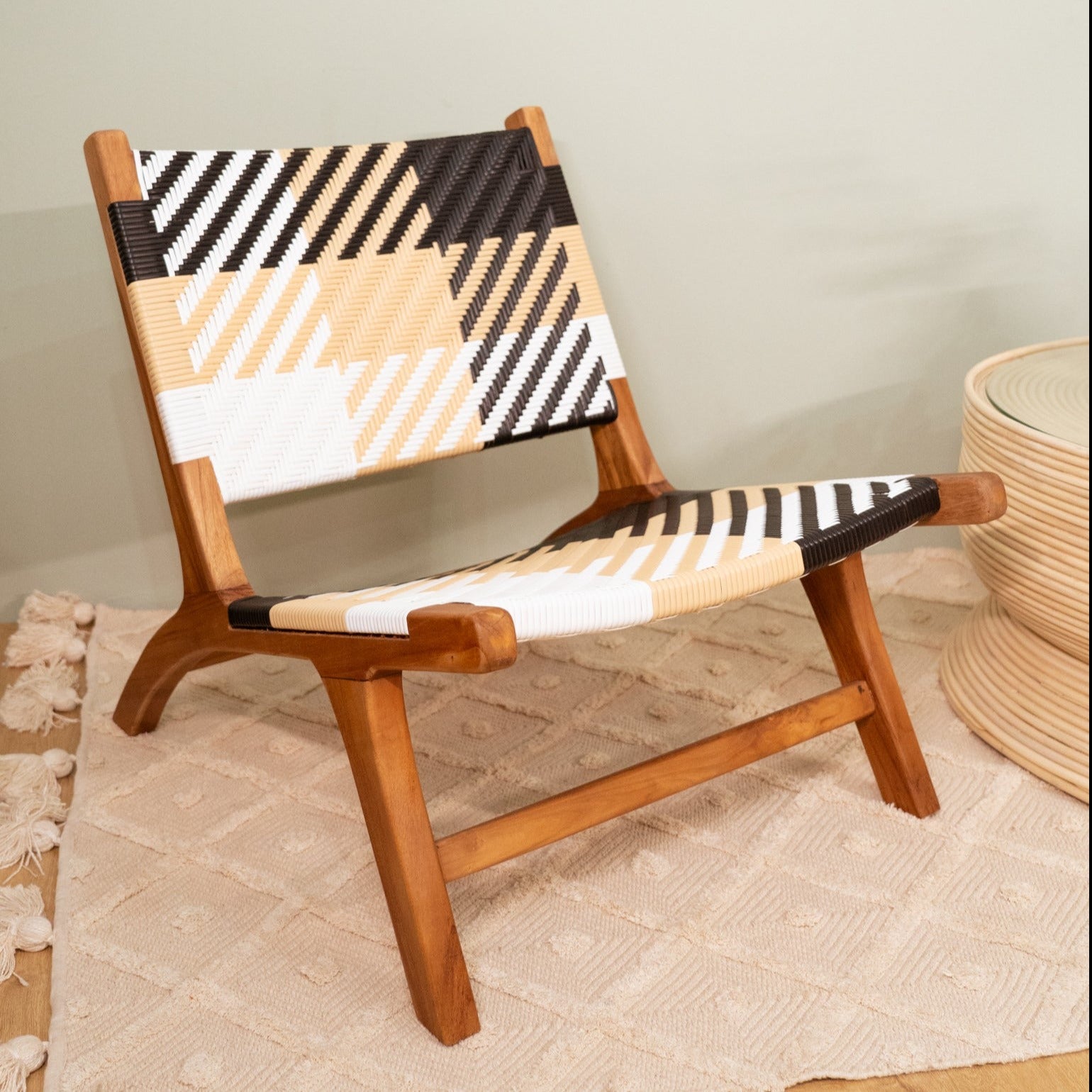 Mila Plaid Lounge Chair