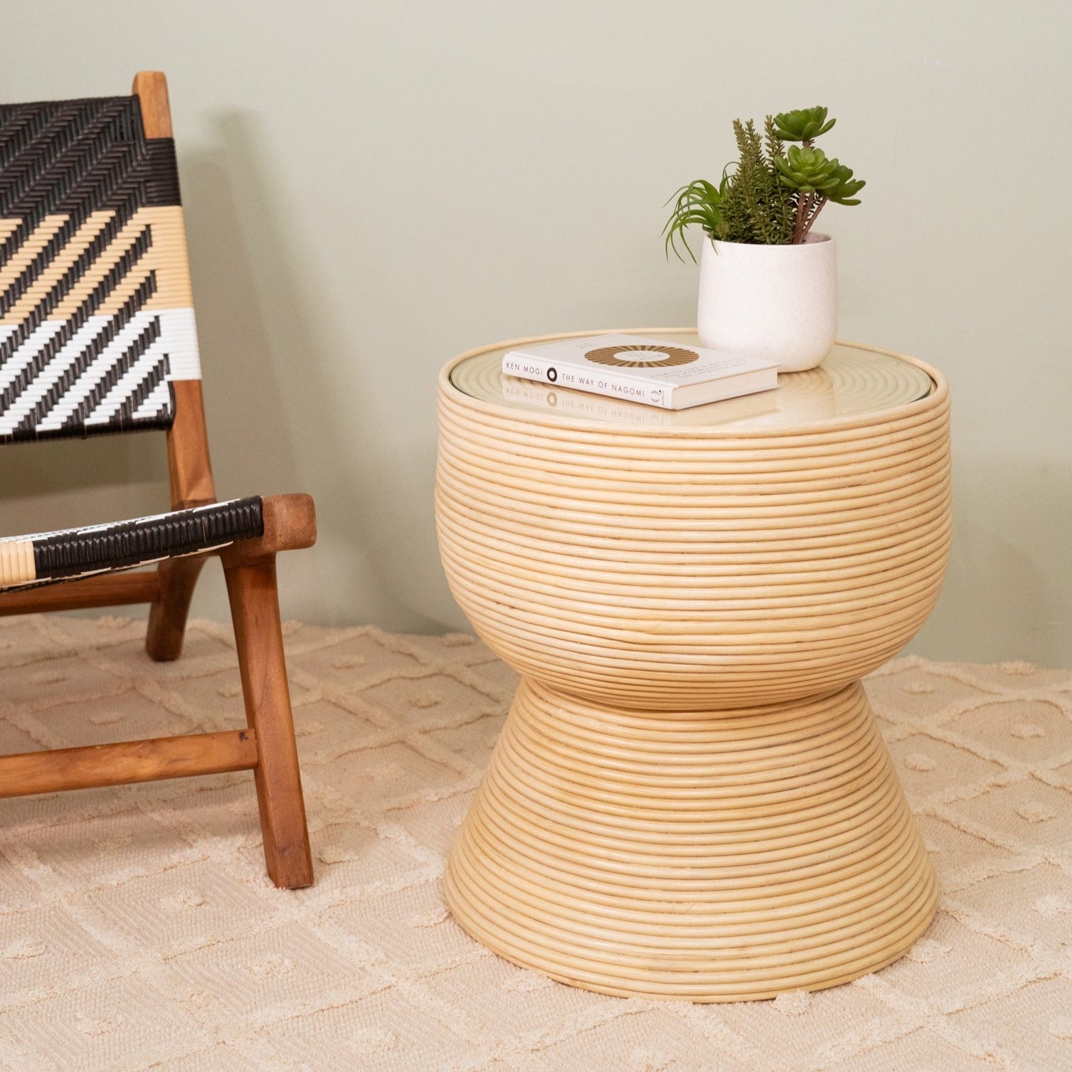 Charme Side Table